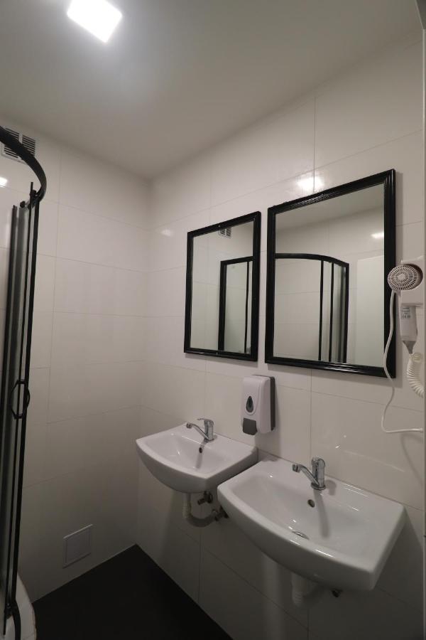 Hostel Forum פראג מראה חיצוני תמונה